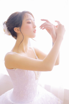 《美丽小蜜桃4